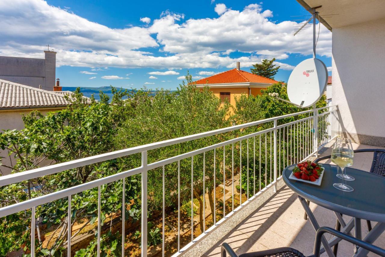 Azur Novi Vinodolski Ngoại thất bức ảnh
